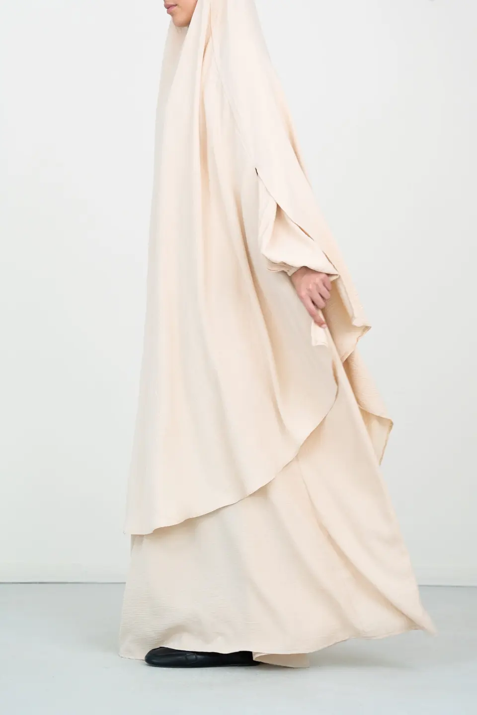 Abaya Balloon Sleeves Creme