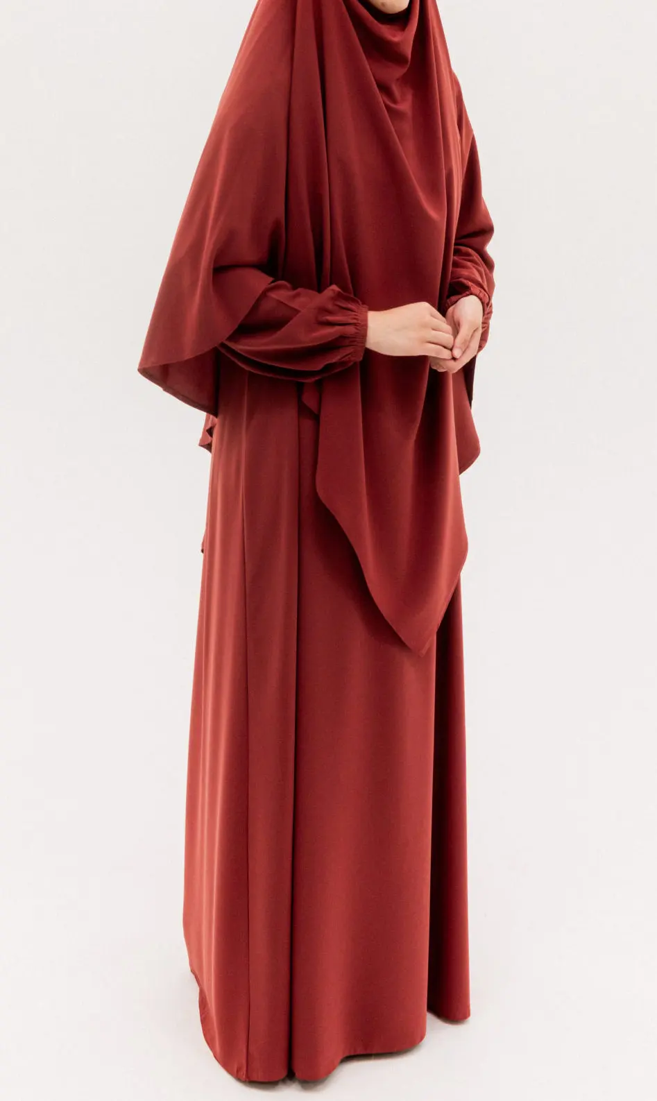 Tria Ghimaar Cranberry
