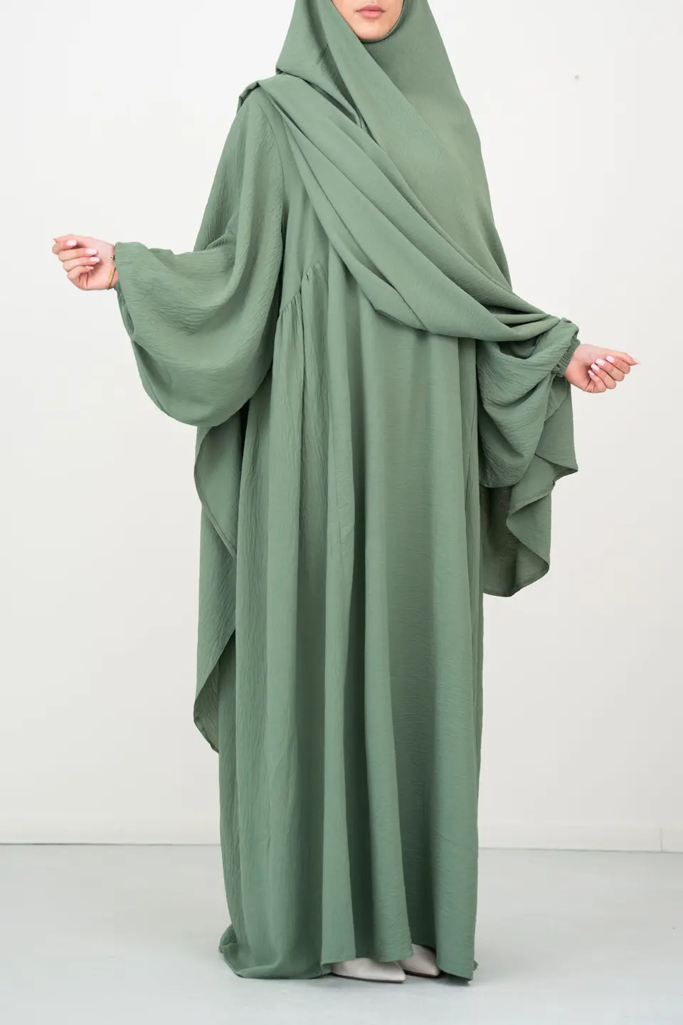 Abaya Balloon Sleeves Iguana