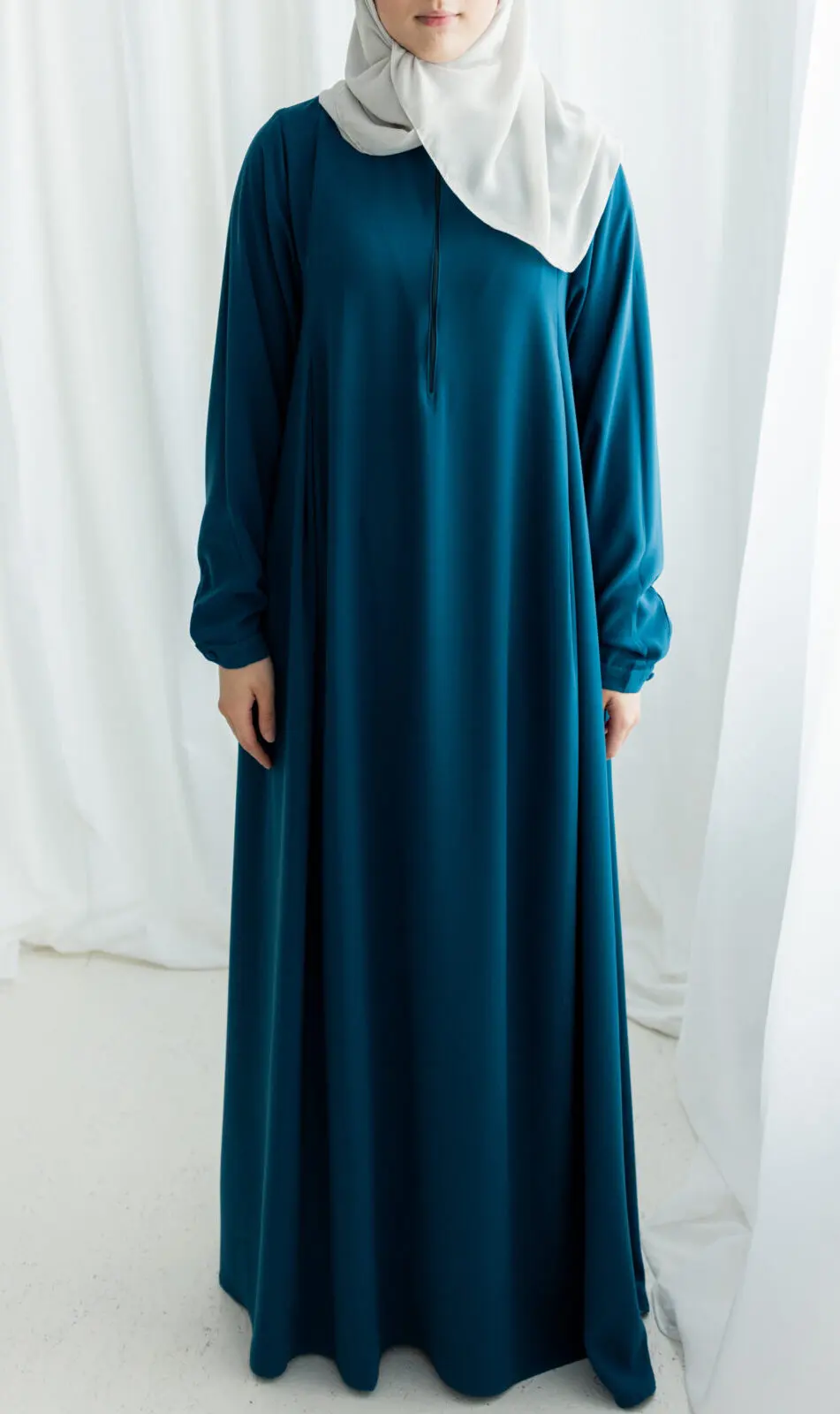 Abaya Atiah Petrol