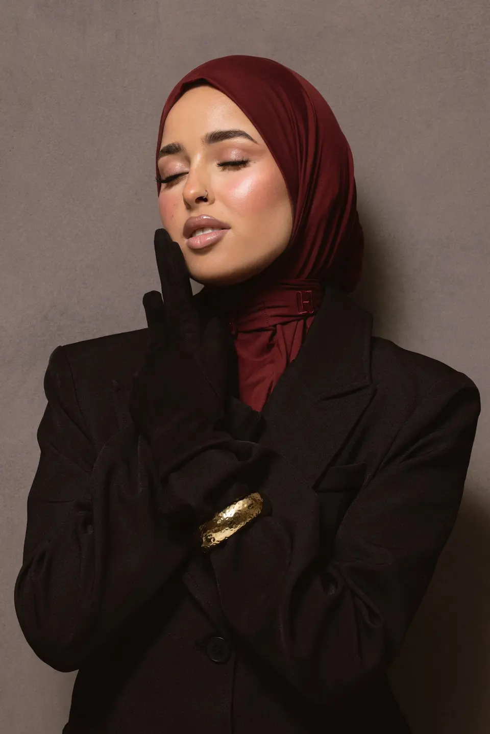 BREATHABLE HIJAB CHERRY