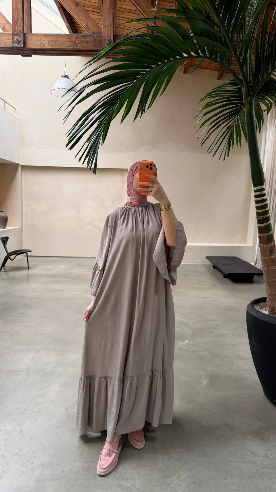 LINDA DRESS DARK BEIGE