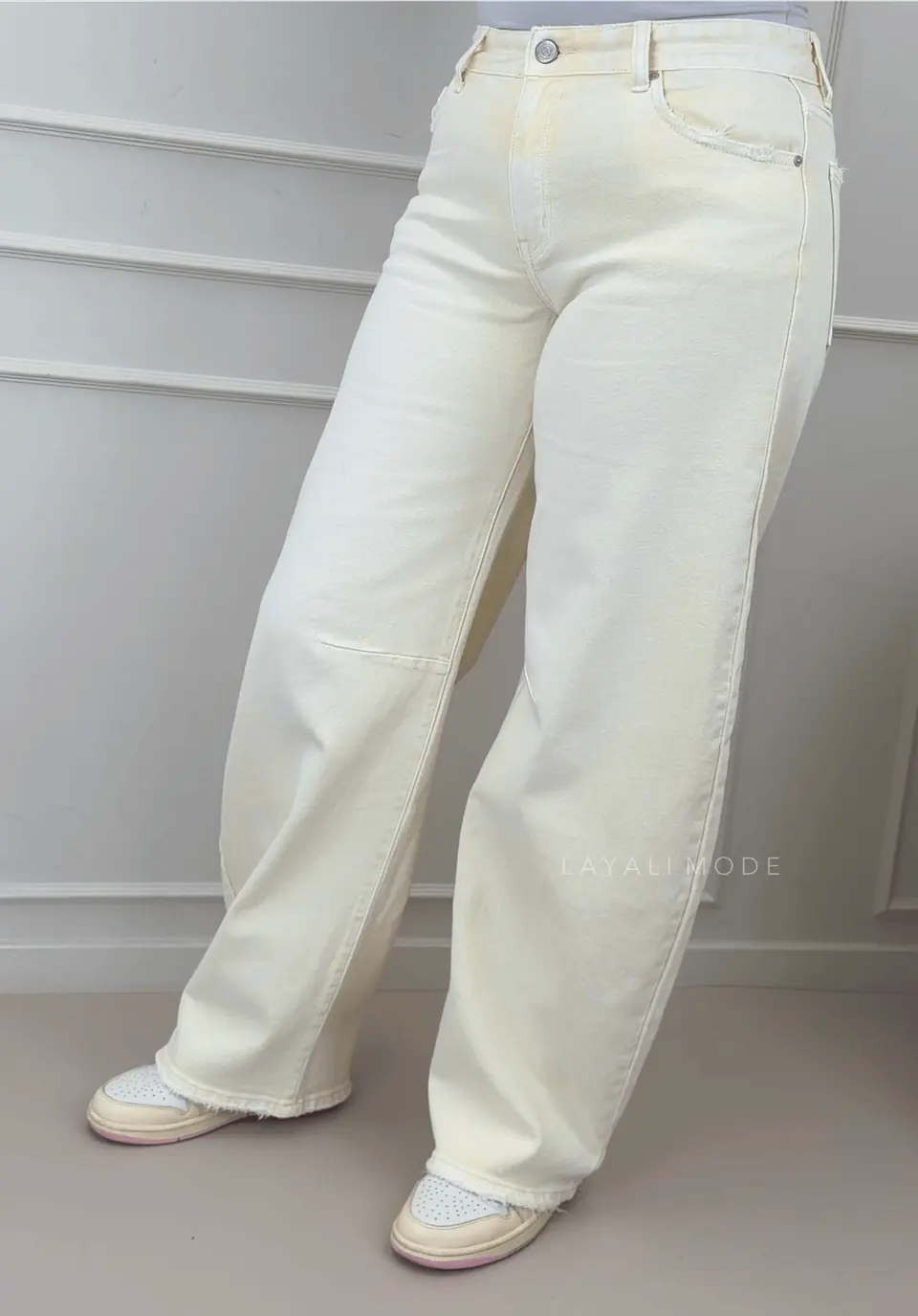 Queen Hearts Barrel Jeans Sophia Butter Yellow