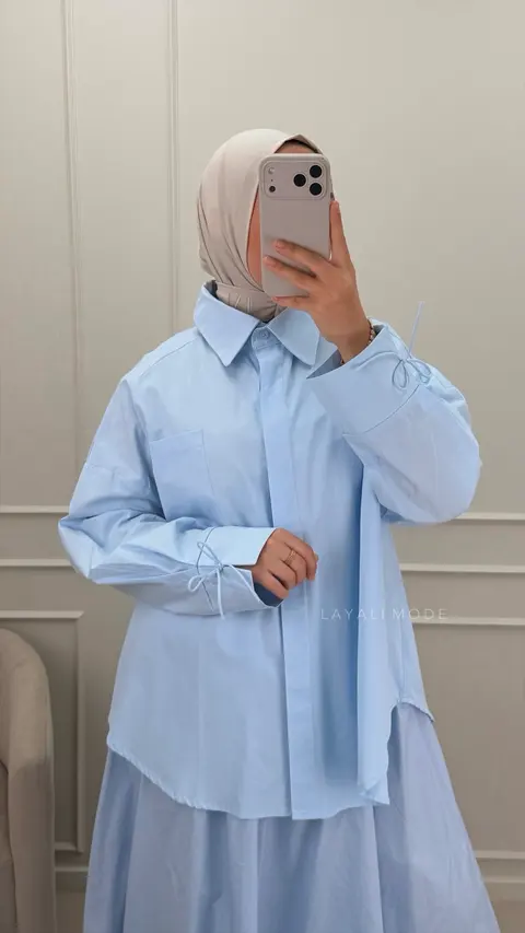 Korte Blouse Amina Baby Blue