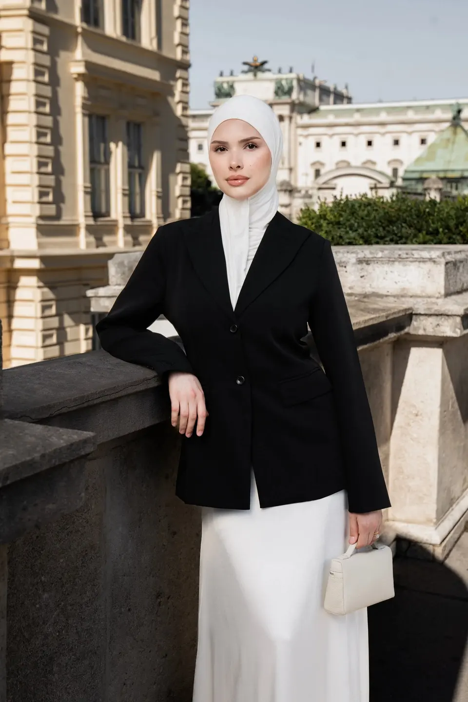 the palais blazer - black