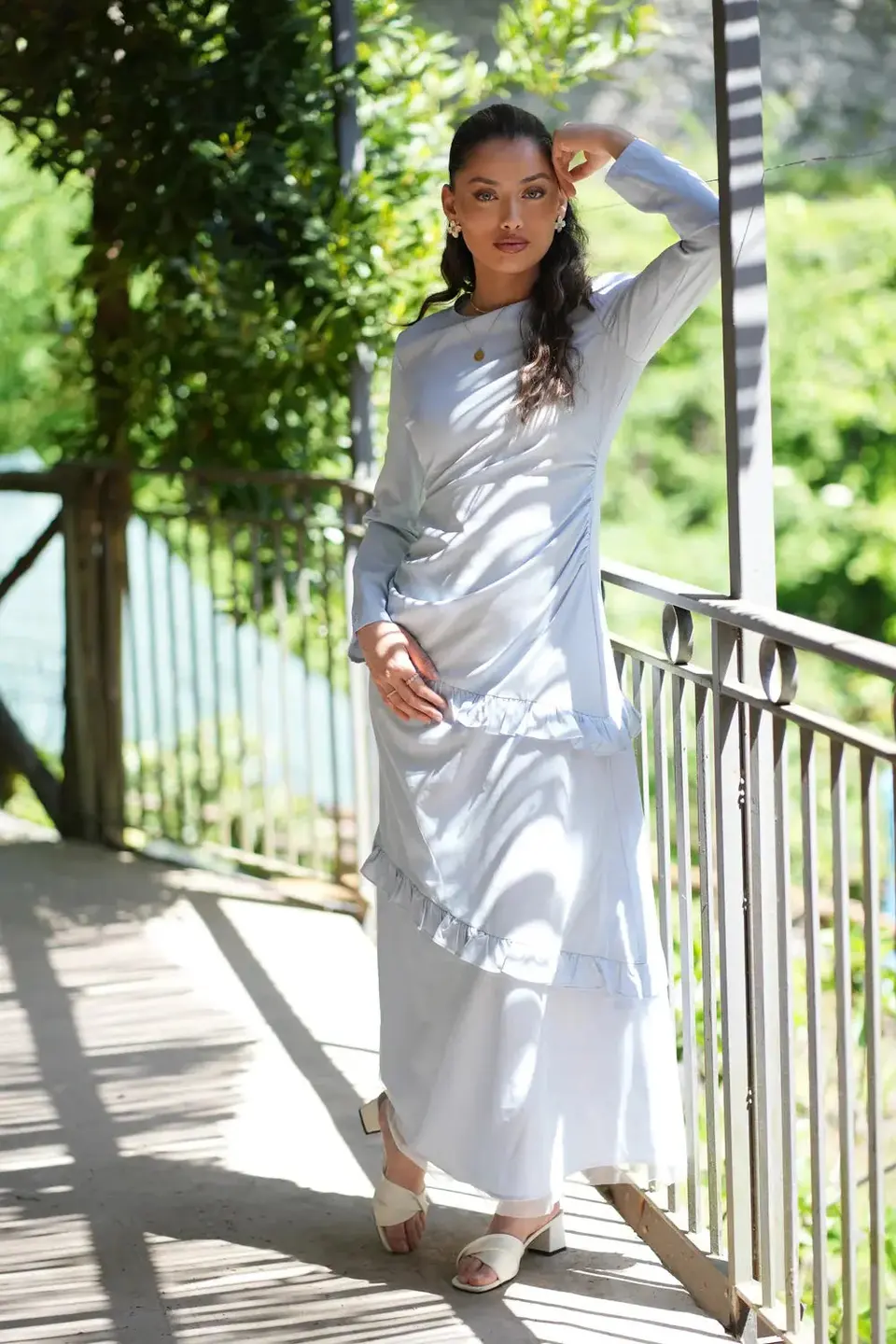 ROMANCE RUFFLE DRESS - CAPRI SKY