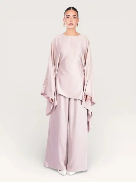 silk muse - almond
