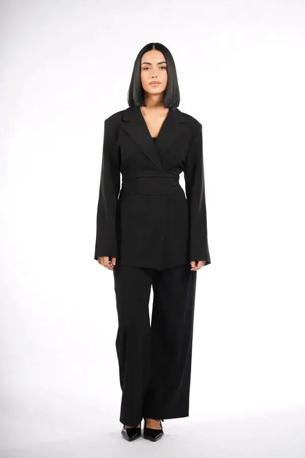 the noble belted blazer - black