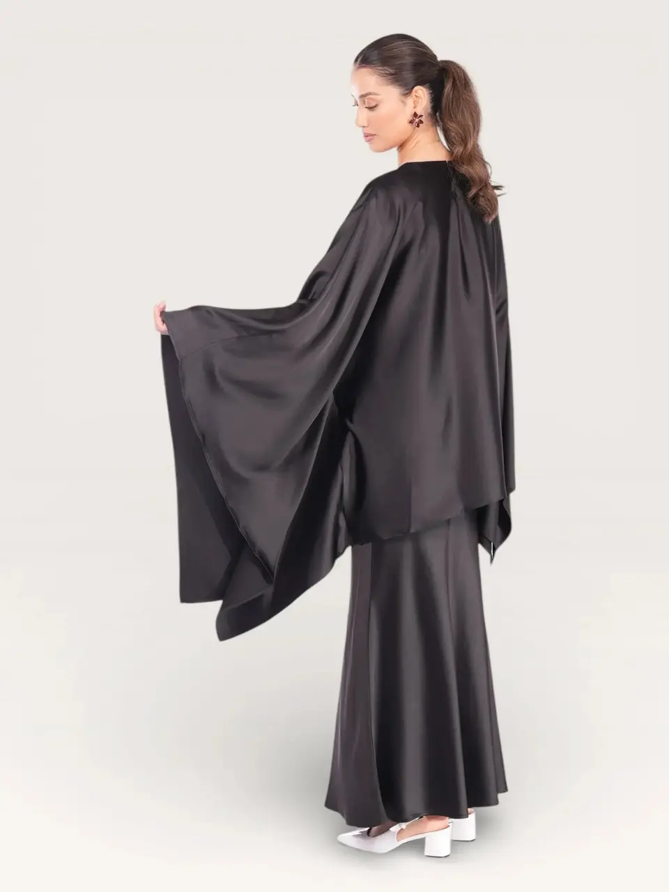 silk muse - black