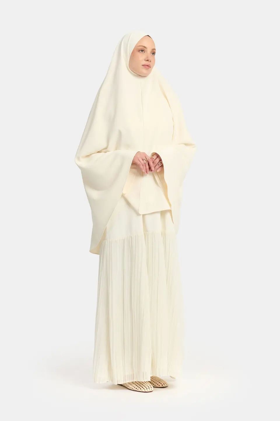Khimar Cream (Pleated skirt)