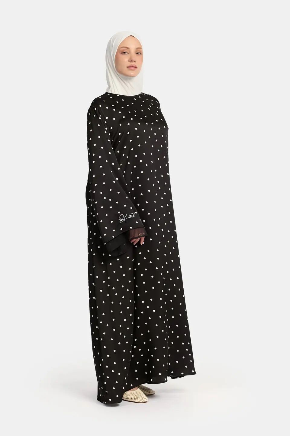 Soft dot Double sleeve abaya Black