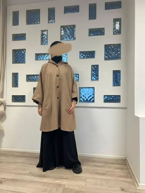 Warme poncho taupe