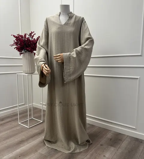Najlae Abaya ‘Taupe’