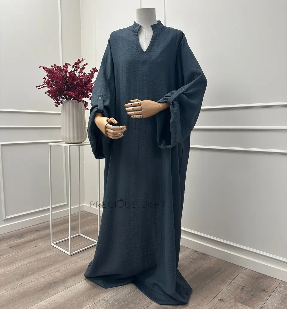 Najlae Abaya ‘Dark Grey’