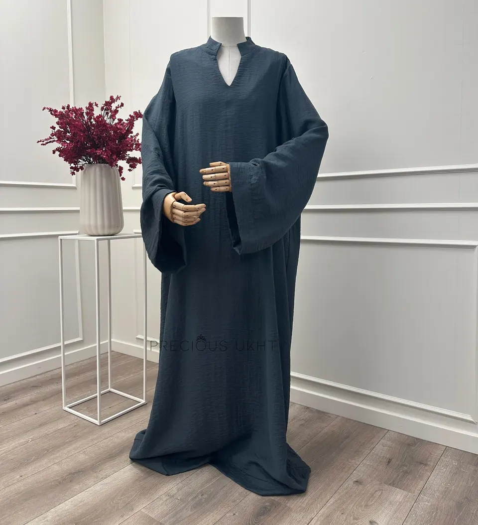 Najlae Abaya ‘Dark Grey’