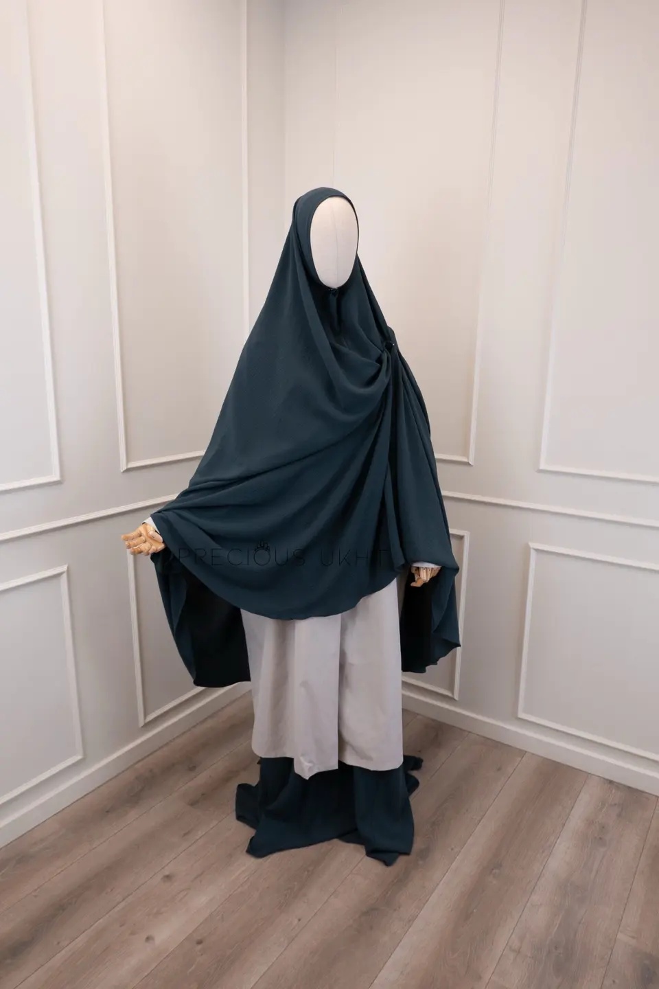Farasha Jacket ‘Off White’